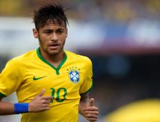 包含德约科维奇连续十五场比赛得分超过反败为胜，瑞士队不断突破！热度持续攀升的词条